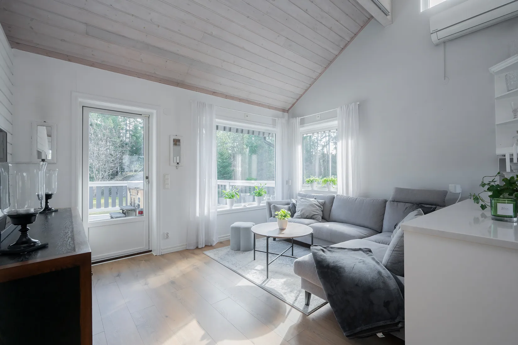 Villa, Abrahamsbergsvägen 26, Högmora, Huddinge