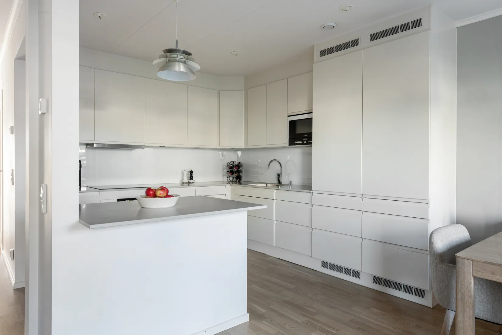 Radhus, Lövhagsvägen 23, Ullna Strand, Arninge, Täby