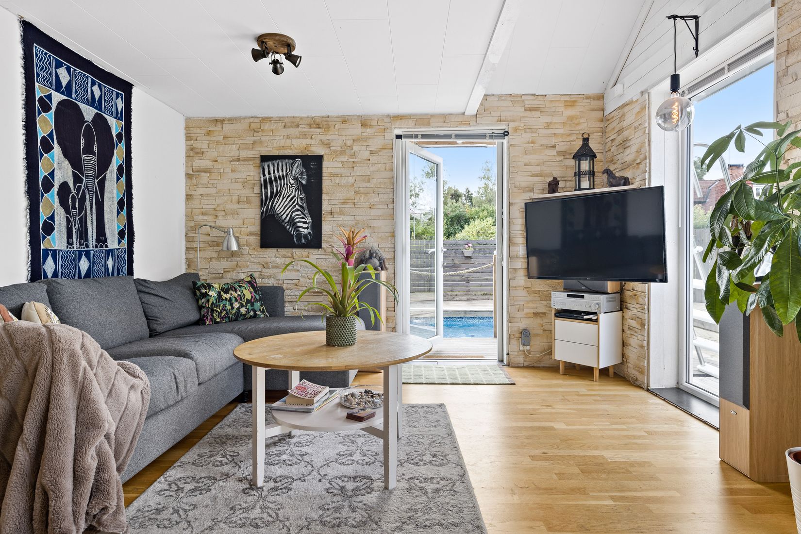 Villa, Trädgårdsodlarvägen 18, Bro/Saltvik, Upplands-Bro