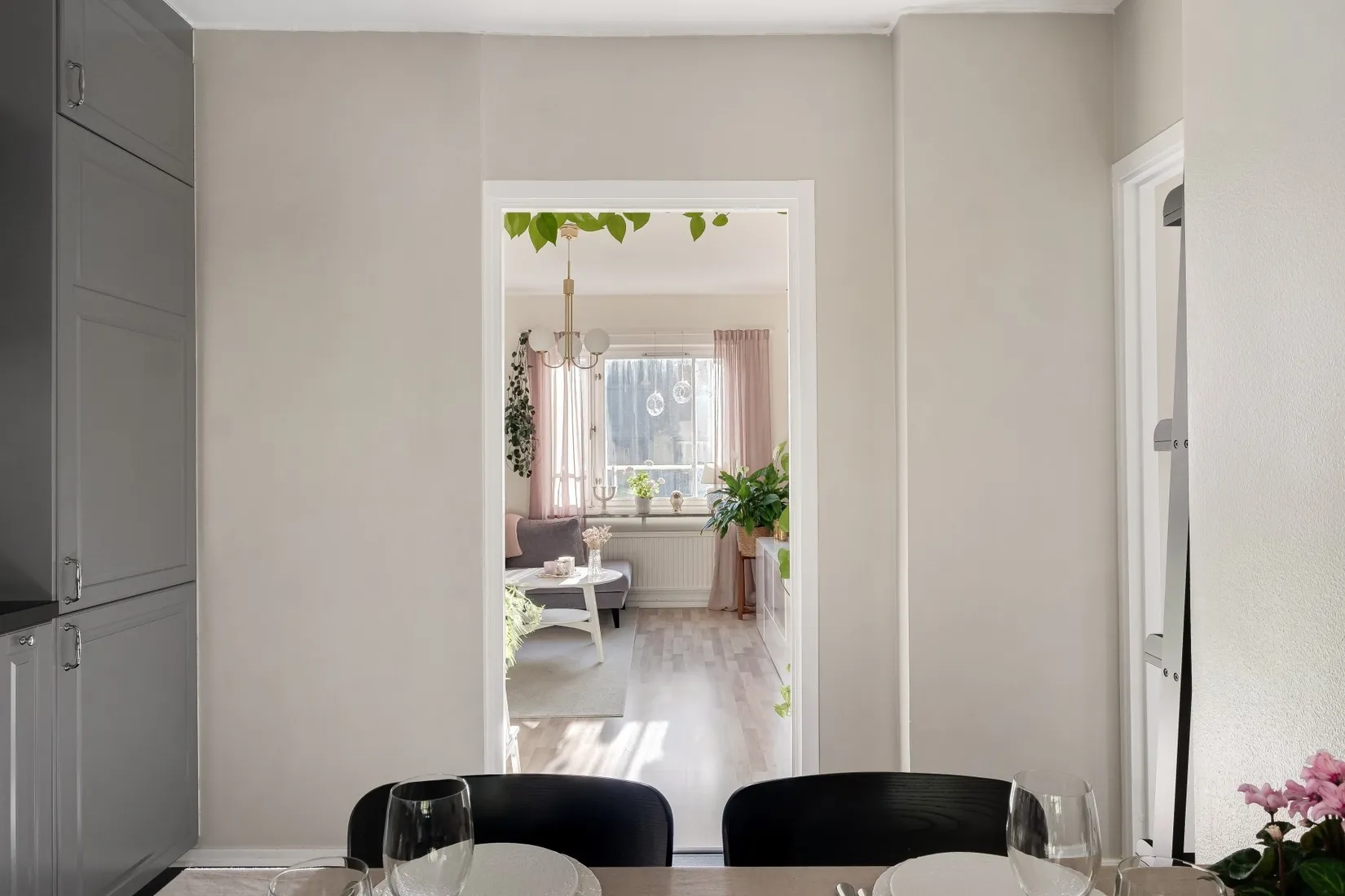Bostadsrätt, Tyska Bottens Väg 48b, våning 2/2, Nockebyhov, Stockholm