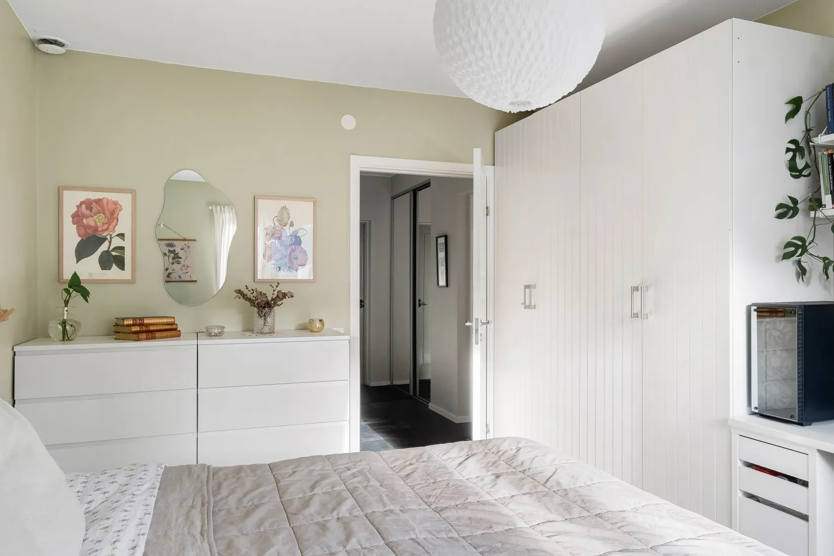 Bostadsrätt, Tyska Bottens Väg 48b, våning 2/2, Nockebyhov, Stockholm