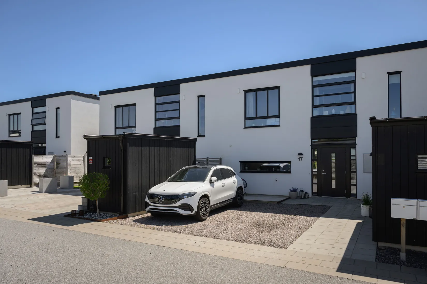 Radhus, Johannes väg 17, Kävlinge