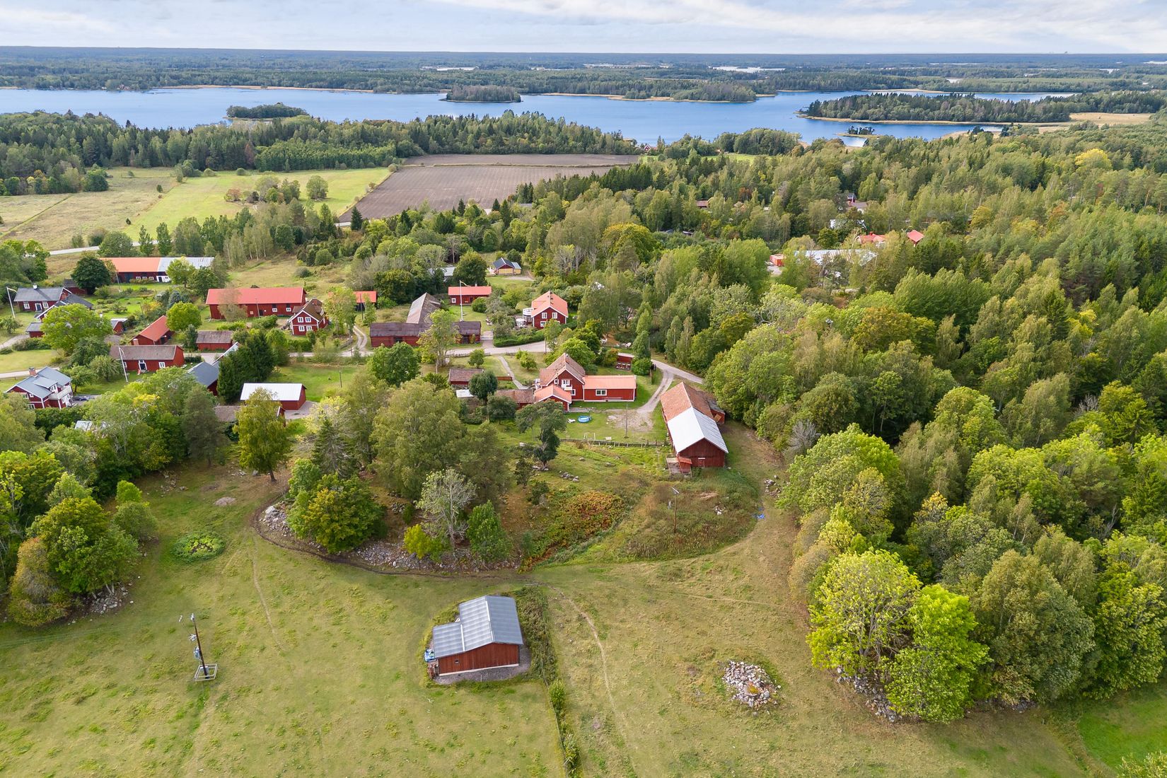 Gård/Skog, Grönö 320, Skärplinge, Tierp