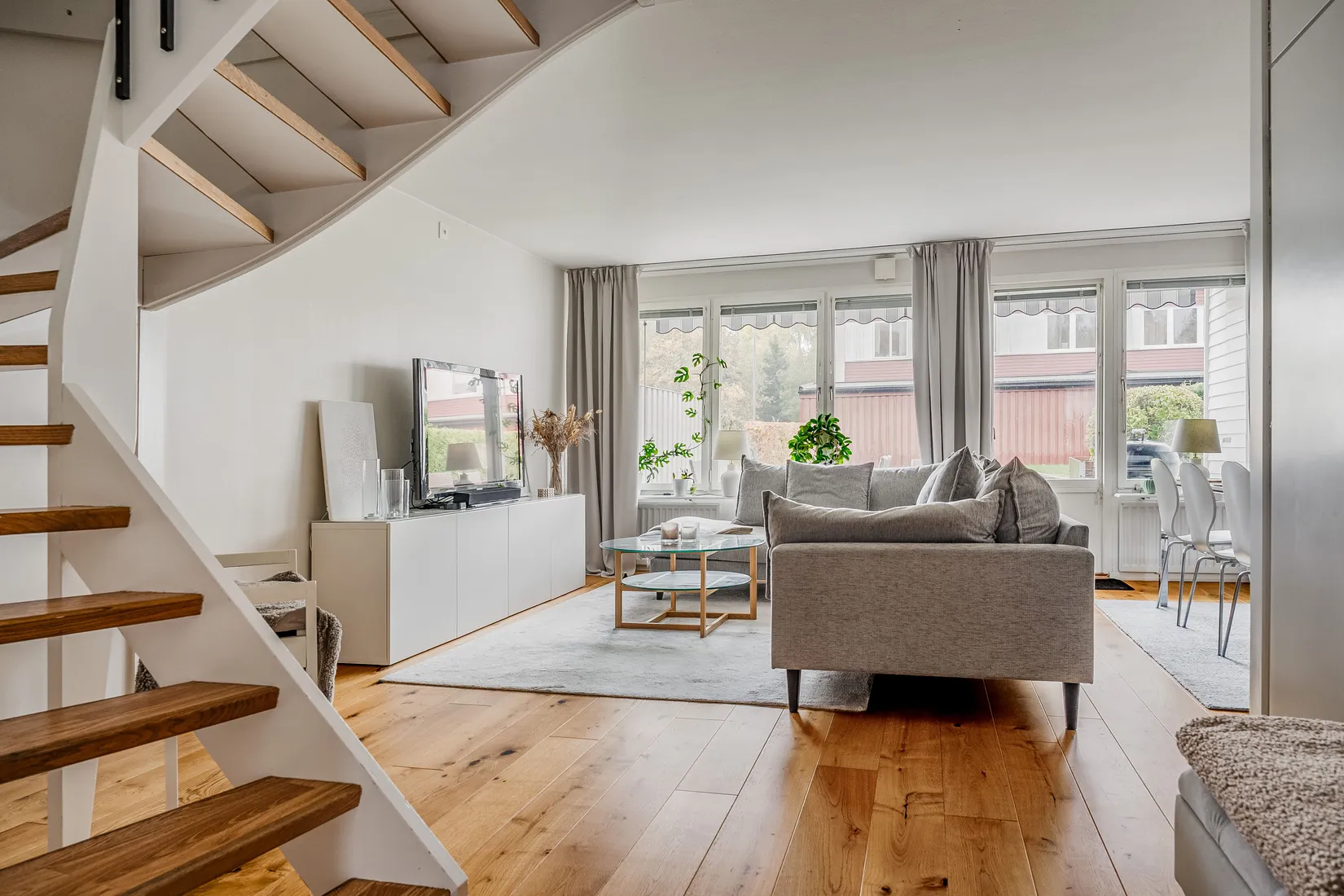 Villa, Radhus, Backavägen 6A, Katrineholm Söder, Katrineholm