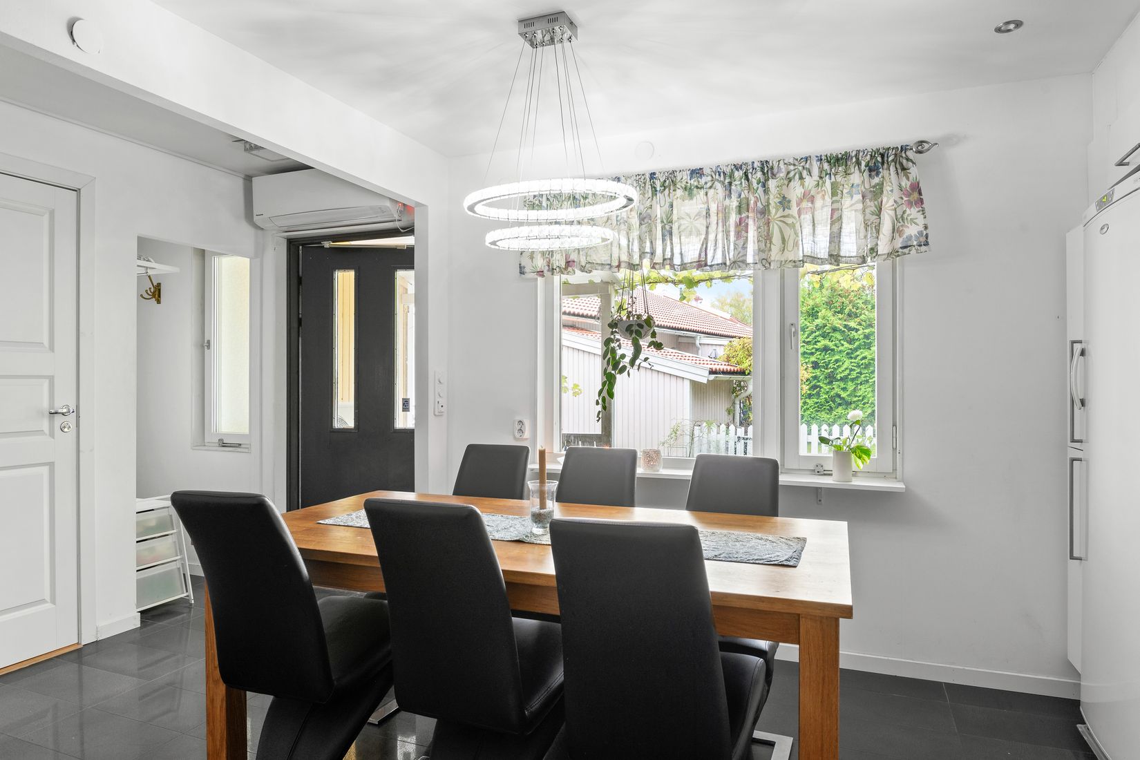 Bostadsrätt, Radhus, Tarantellastigen 21, Kungsängen/Brunna, Upplands-Bro