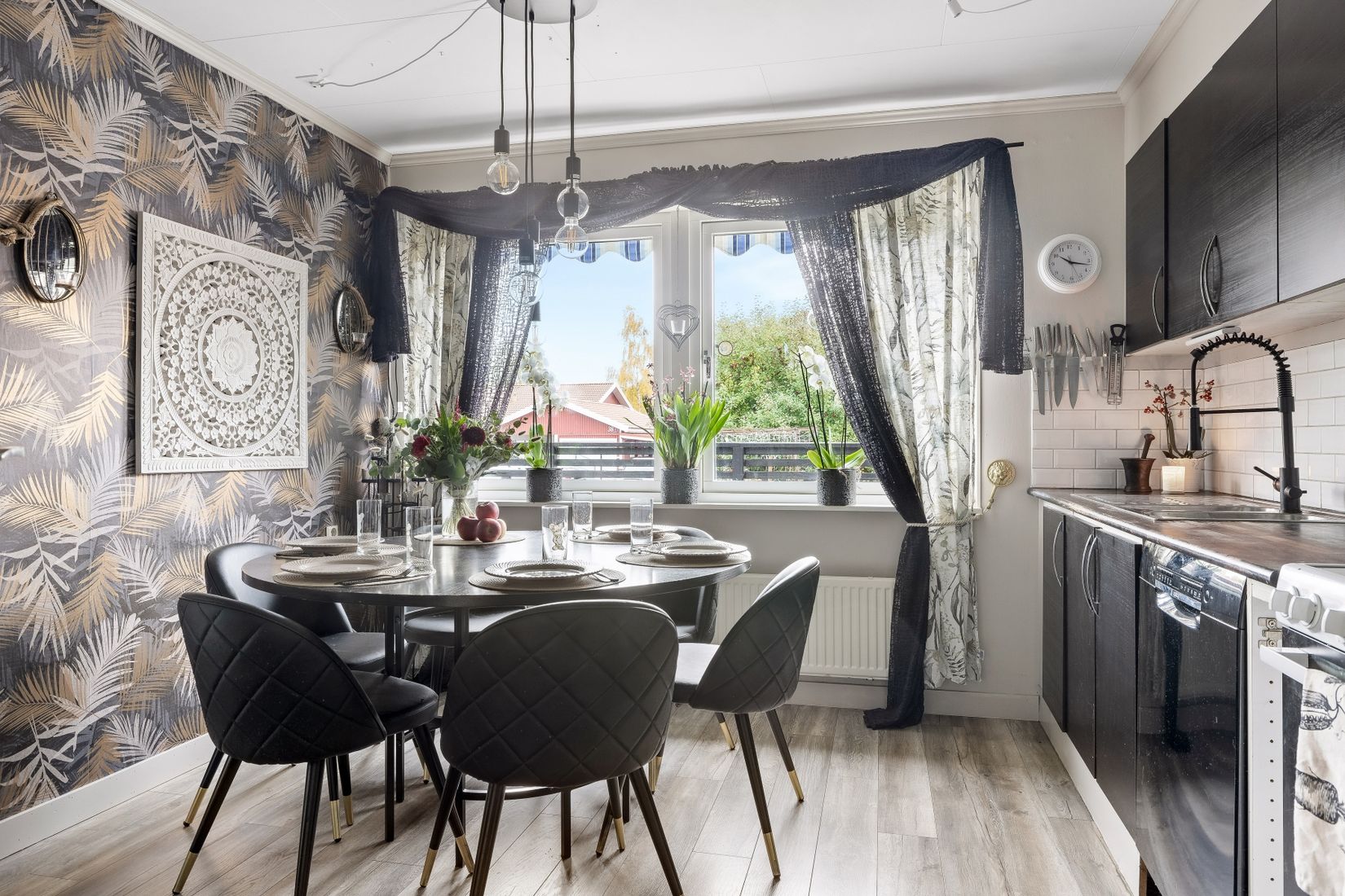 Bostadsrätt, Radhus, Arabeskvägen 25, Skokloster Slottsskogen, Håbo