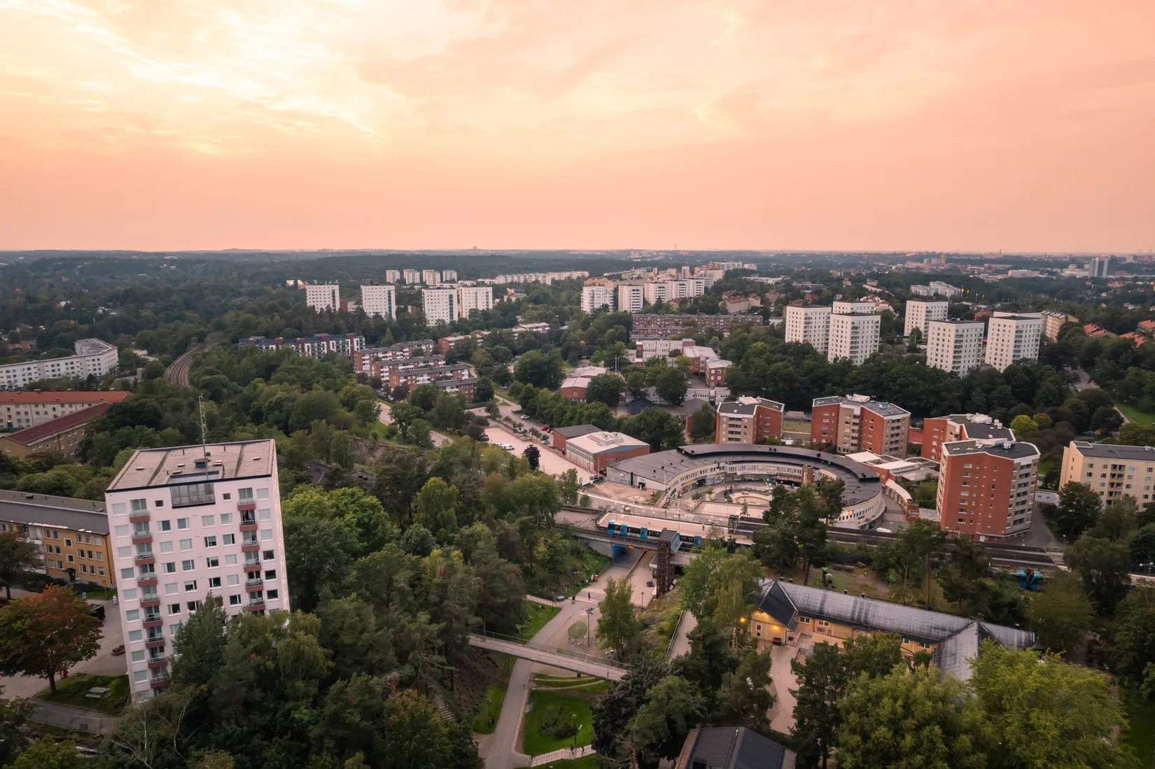 Bostadsrätt, Gillerbacken 28, ETAGEVÅNING!, Rågsved, Stockholm