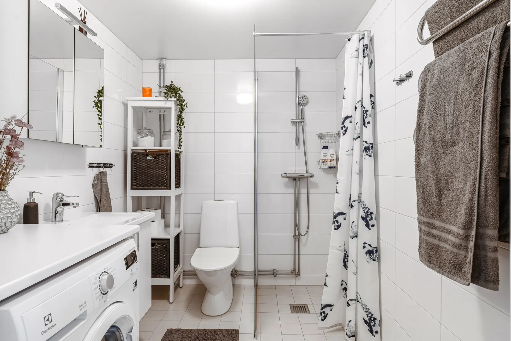Bostadsrätt, KÄLLTORPSVÄGEN 13, VÅN 2/4, Näsbypark, Täby