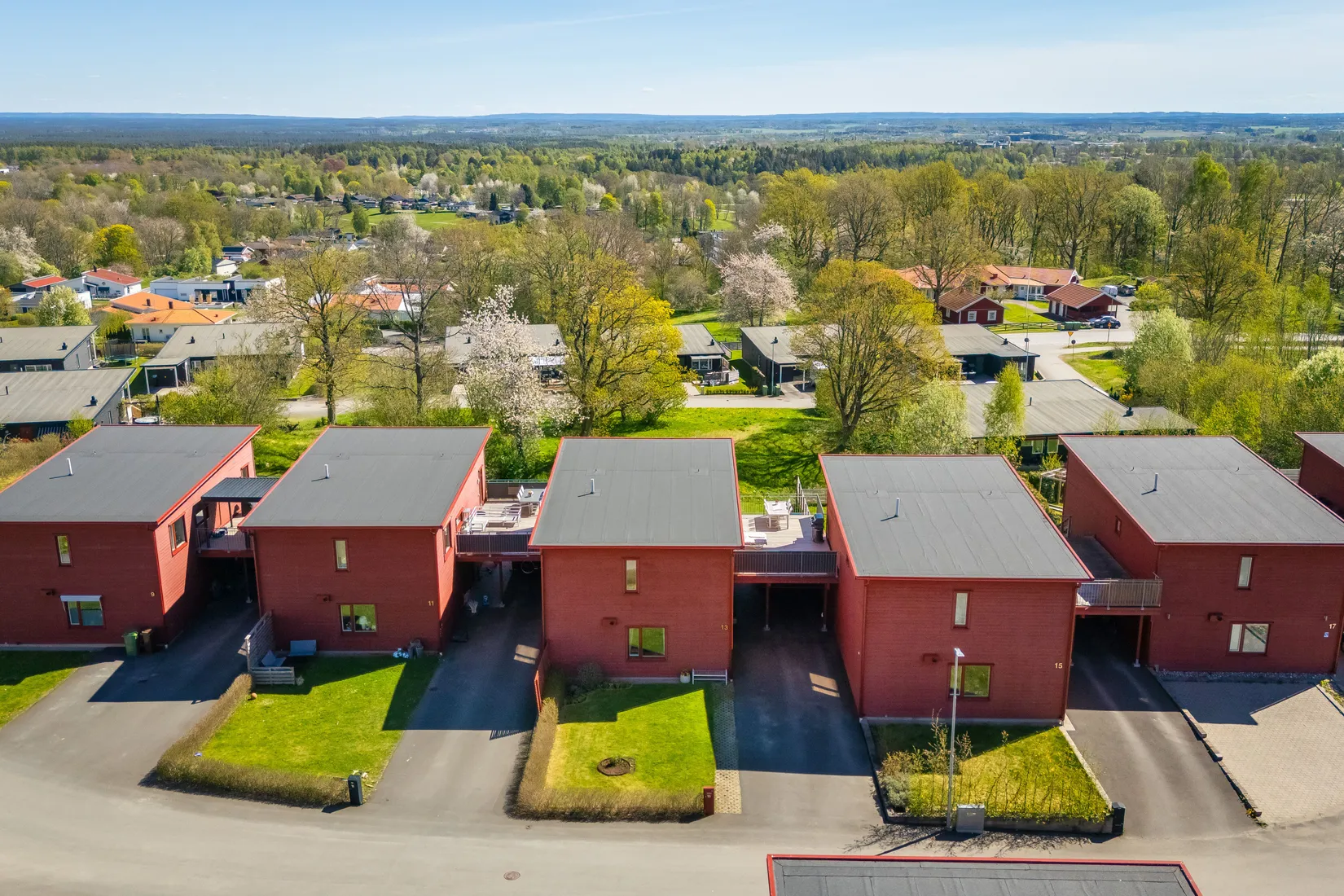 Villa, Radhus, Nedre Hasselbacksvägen 13, Hasselbacken, Skövde