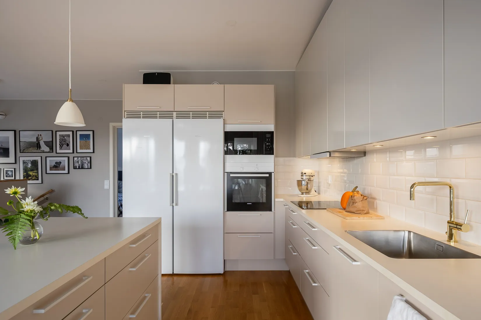 Villa, Radhus, Nedre Hasselbacksvägen 13, Hasselbacken, Skövde