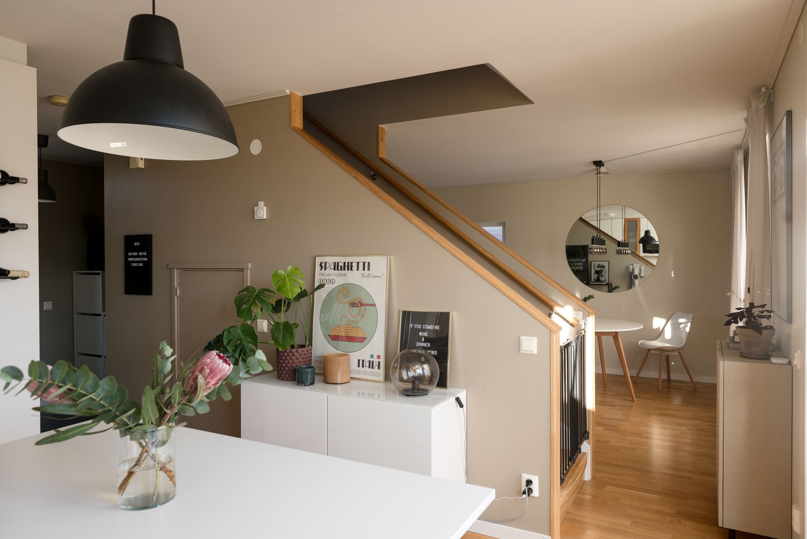 Radhus, Mätvägen 32, Skälby, Västerås