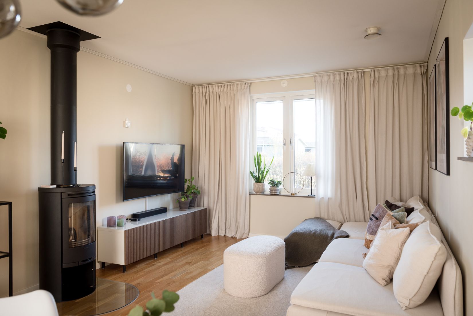 Radhus, Mätvägen 32, Skälby, Västerås