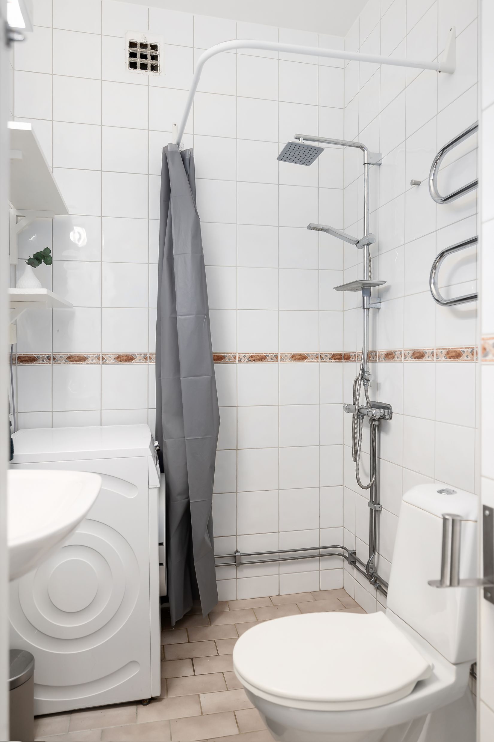 Bostadsrätt, Hamngatan 21B, Centralt, Nynäshamn