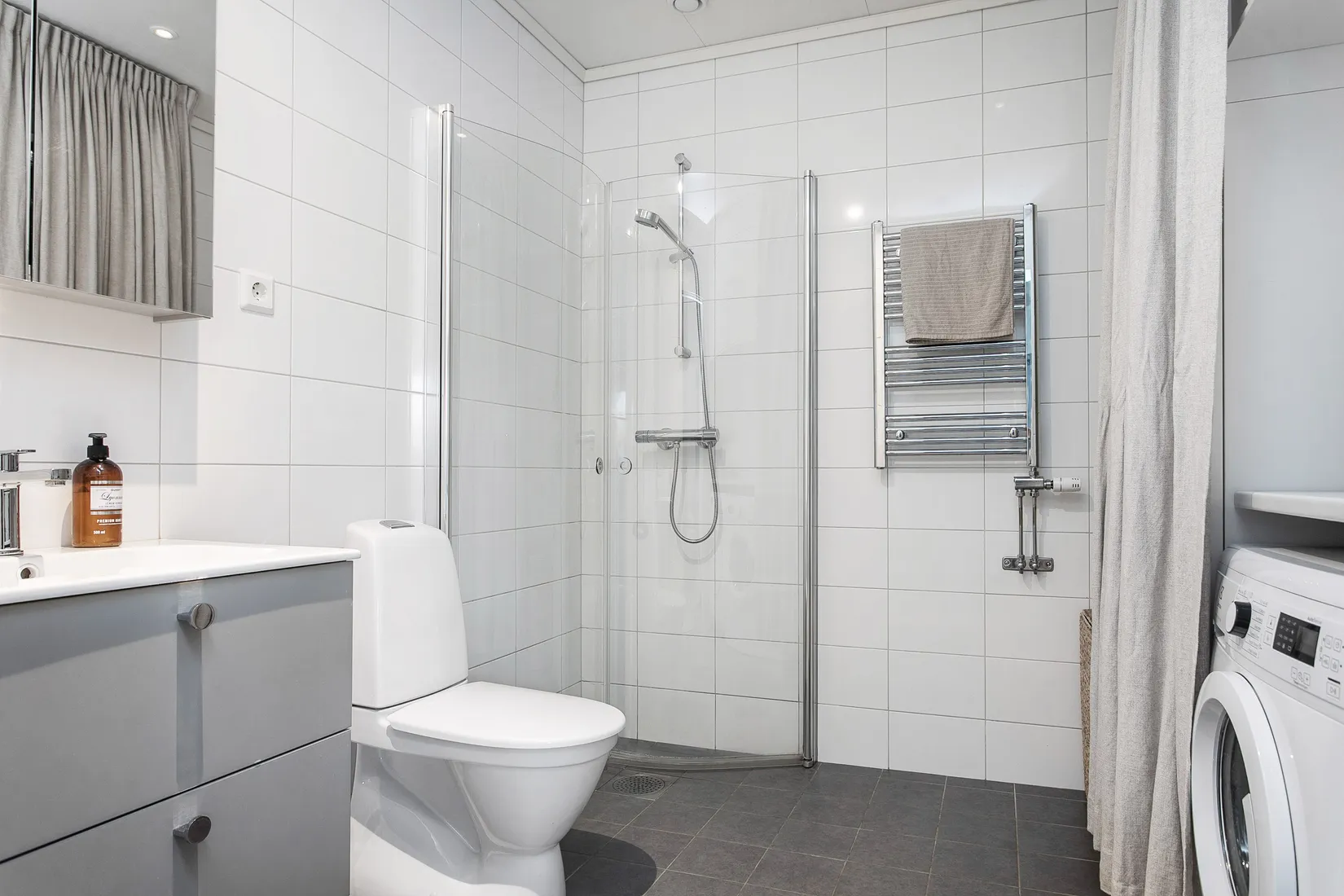 Bostadsrätt, Radhus, Hjortängsvägen 24C, Björknäs, Nacka