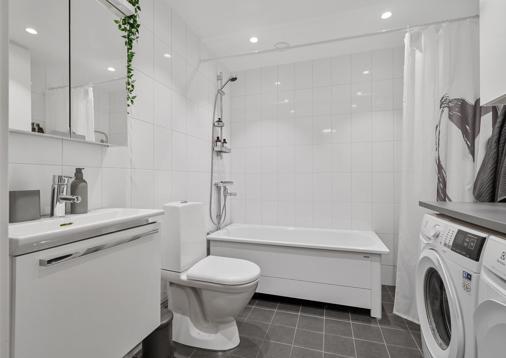 Bostadsrätt, Sollentunavägen 132F, Centrala Sollentuna, Sollentuna