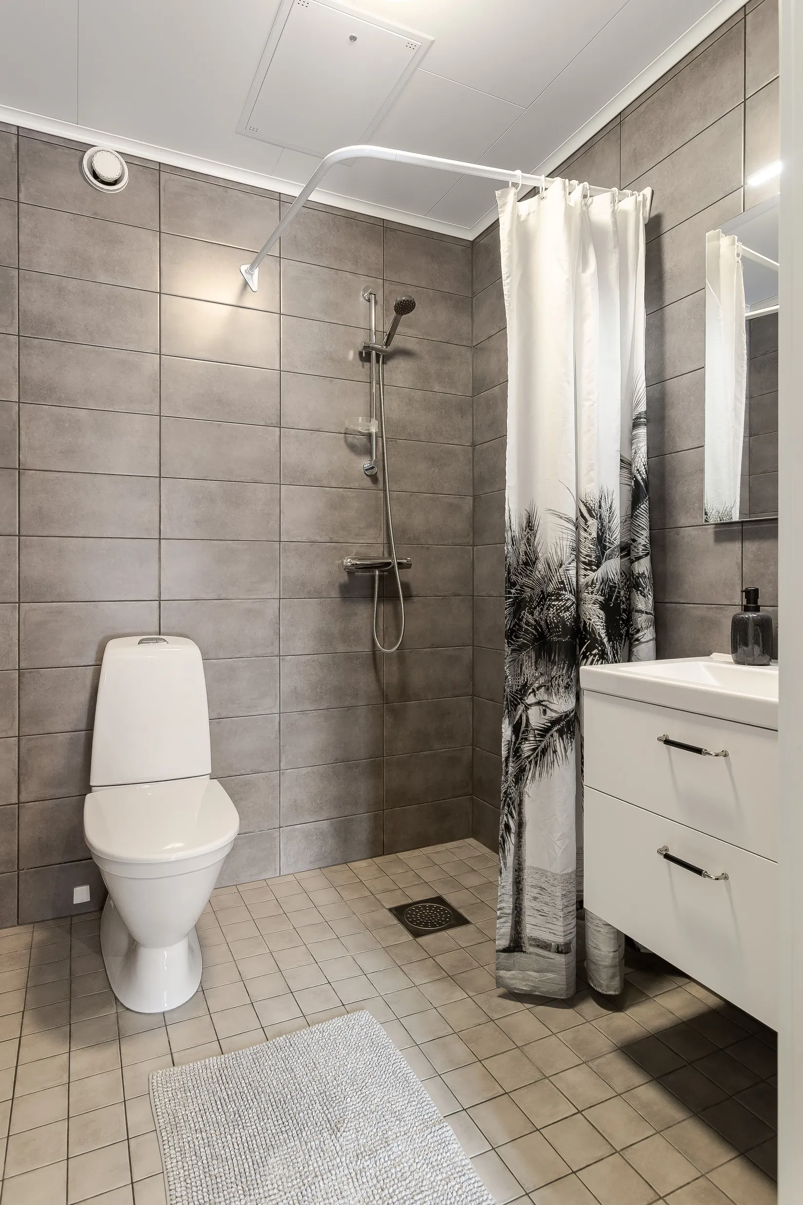 Bostadsrätt, Radhus, Tegskiftesvägen 24, Älvängen, Ale