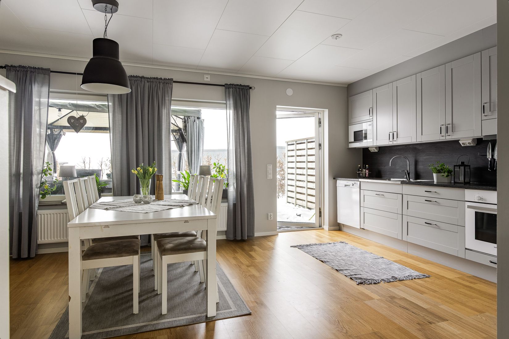 Bostadsrätt, Radhus, Tegskiftesvägen 24, Älvängen, Ale