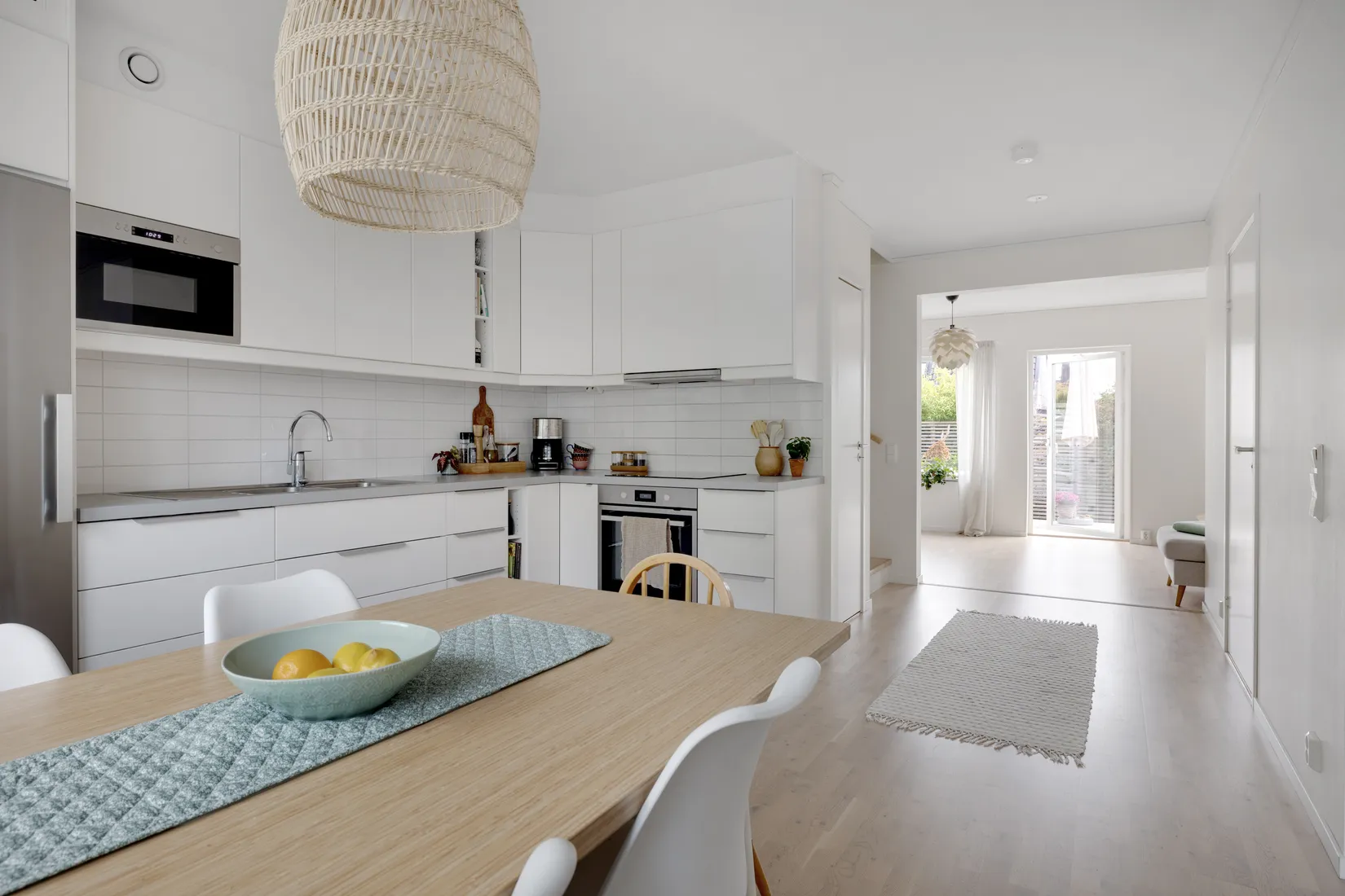 Bostadsrätt, Radhus, Diakonvägen 17, Prästgårdsmarken/Prästhagen, Upplands Väsby