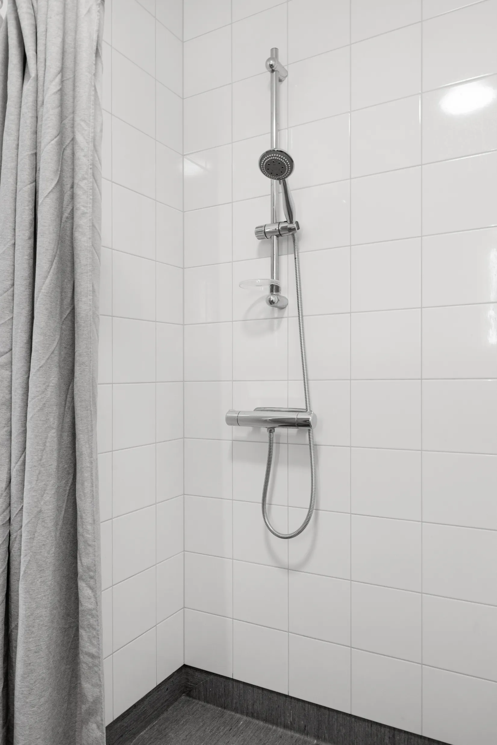 Bostadsrätt, Radhus, Diakonvägen 17, Prästgårdsmarken/Prästhagen, Upplands Väsby