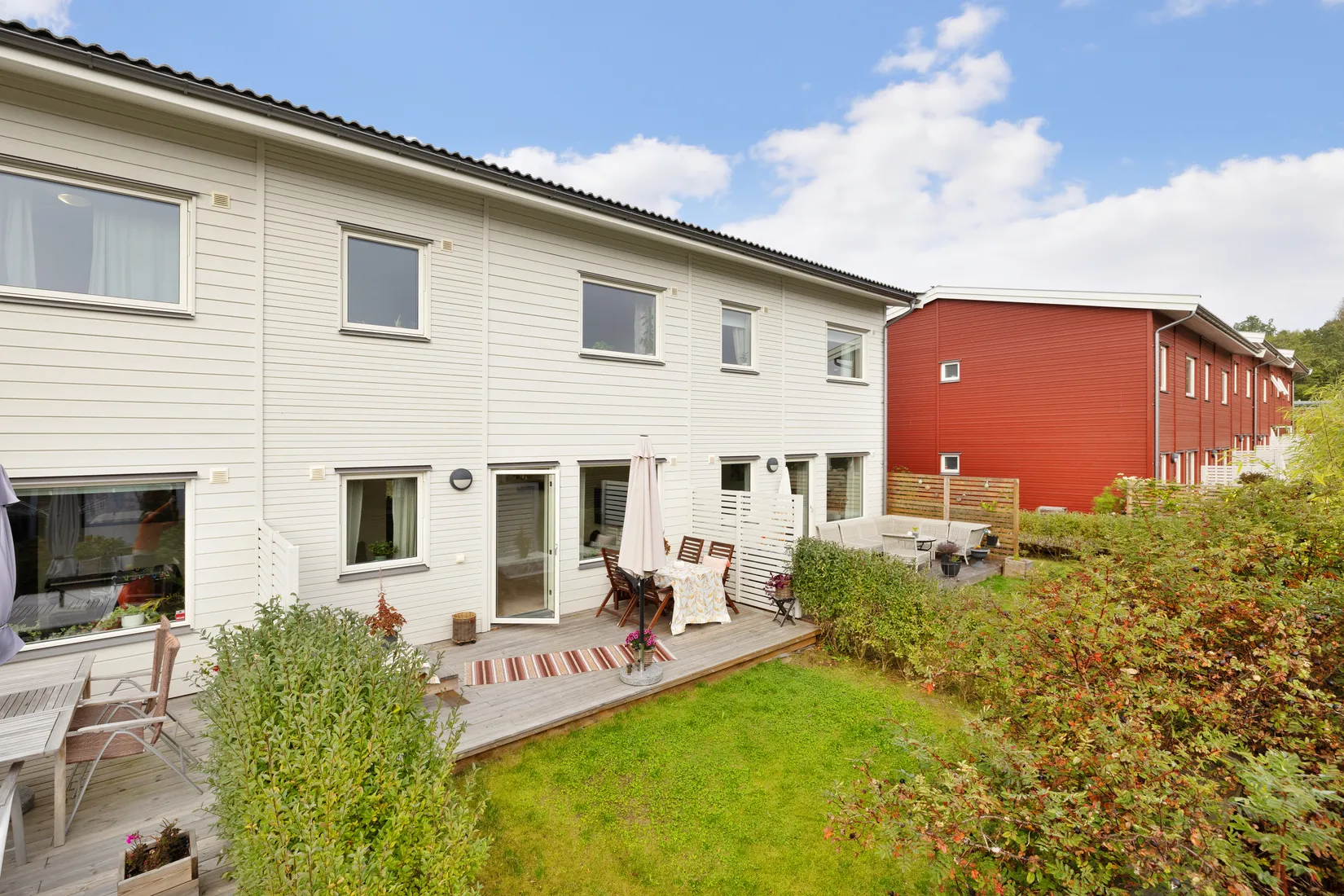 Bostadsrätt, Radhus, Diakonvägen 17, Prästgårdsmarken/Prästhagen, Upplands Väsby