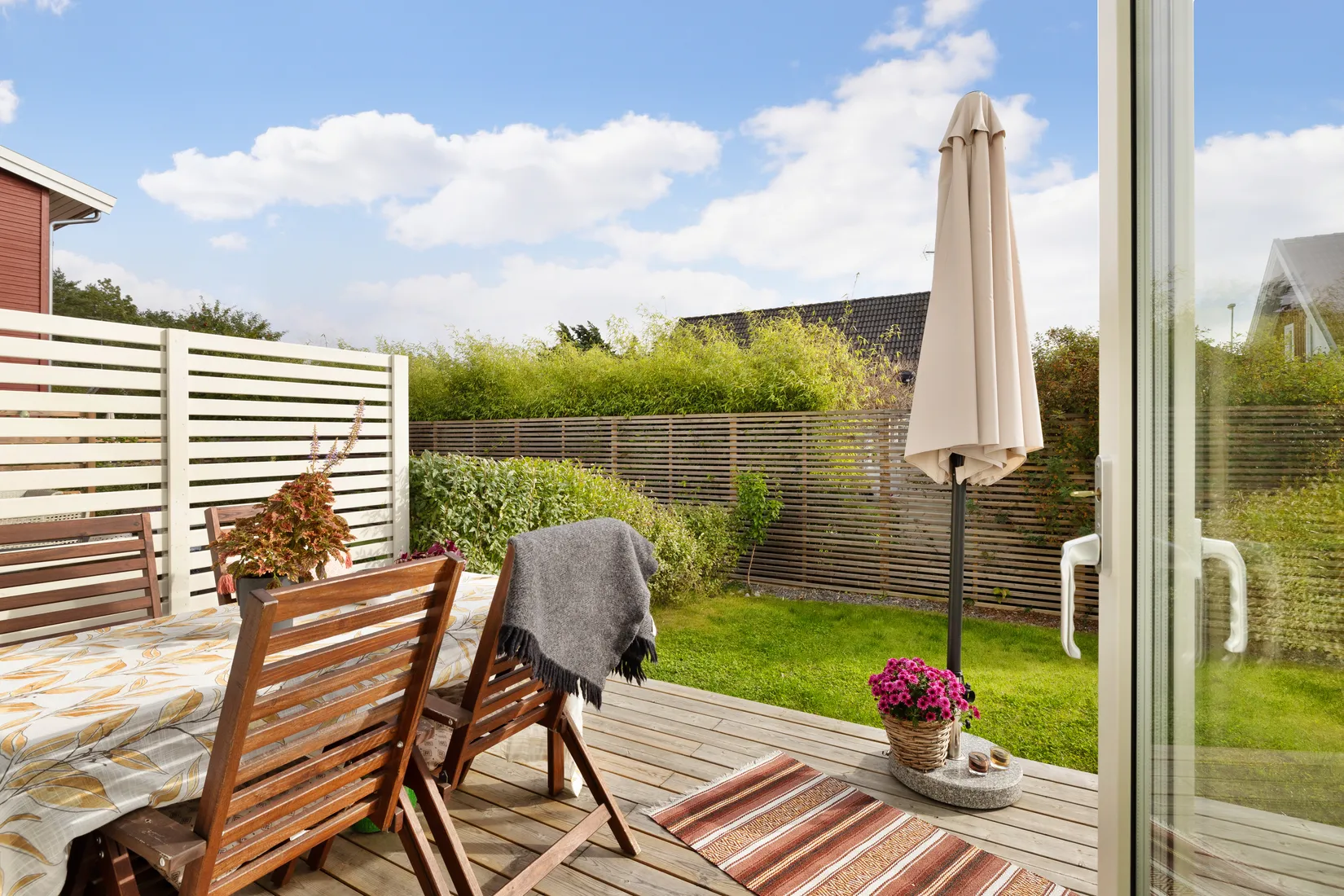 Bostadsrätt, Radhus, Diakonvägen 17, Prästgårdsmarken/Prästhagen, Upplands Väsby