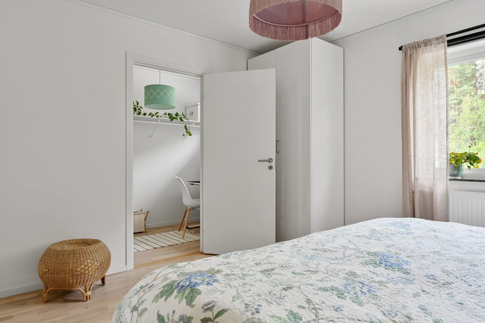 Bostadsrätt, Radhus, Diakonvägen 17, Prästgårdsmarken/Prästhagen, Upplands Väsby