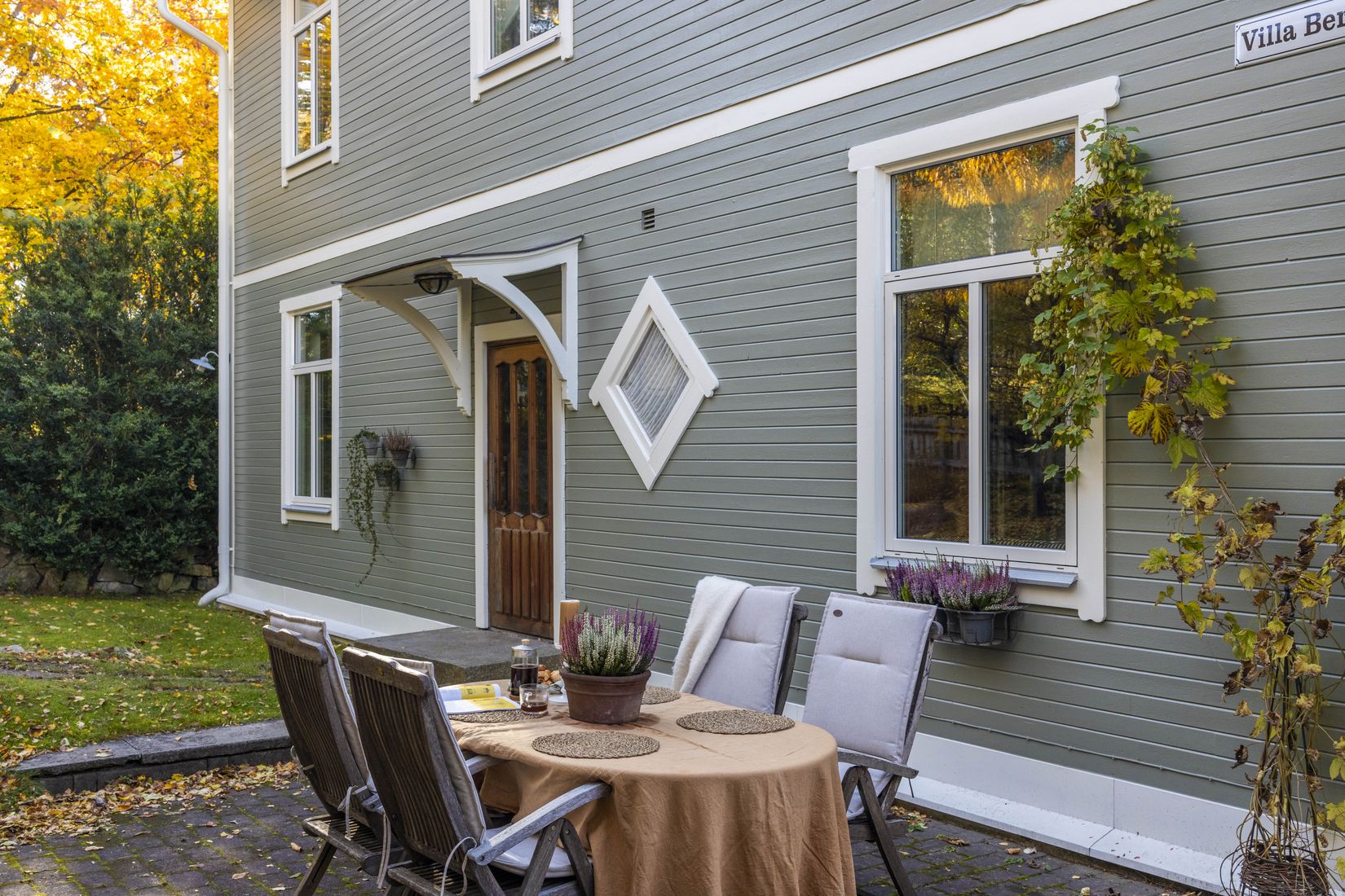 Villa, Byggmästaregatan 4, Nedre Grusåsen, Södertälje