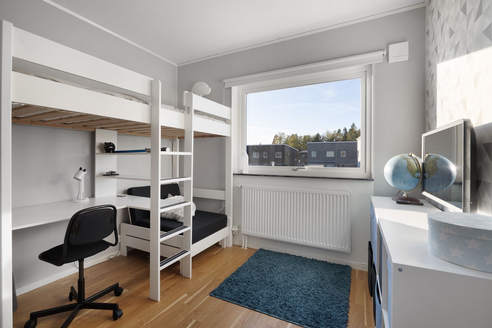 Radhus, Igelvadsstråket 17, Fresta, Upplands Väsby