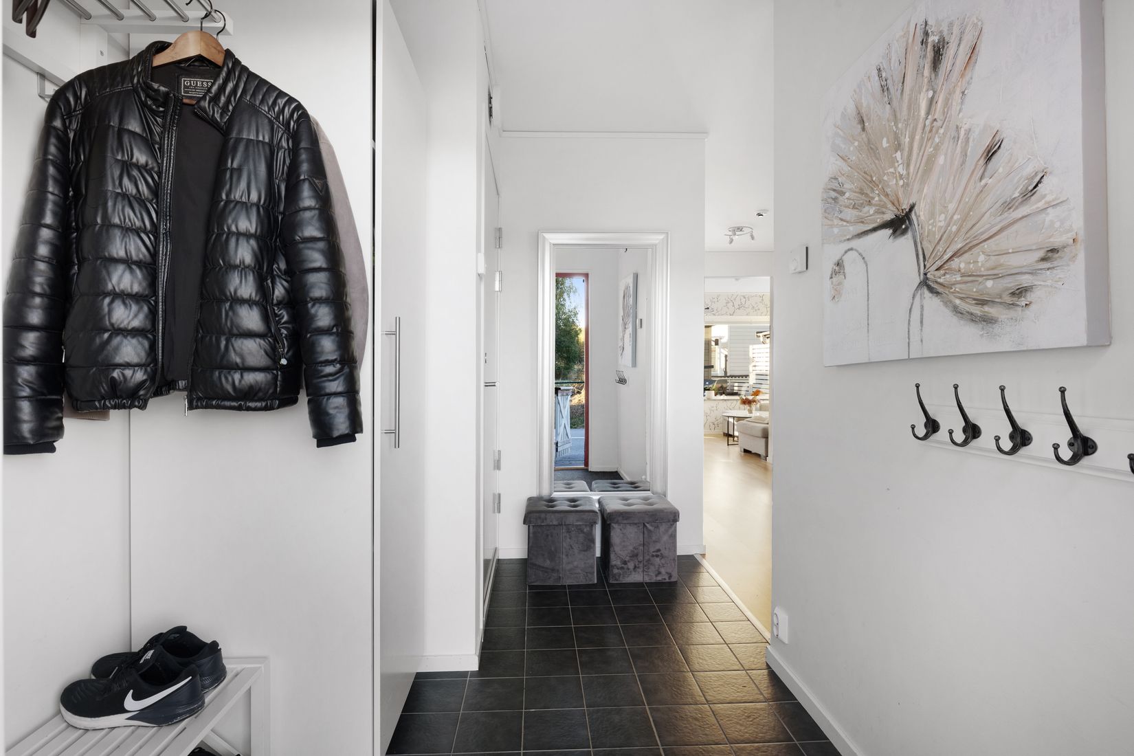 Radhus, Igelvadsstråket 17, Fresta, Upplands Väsby