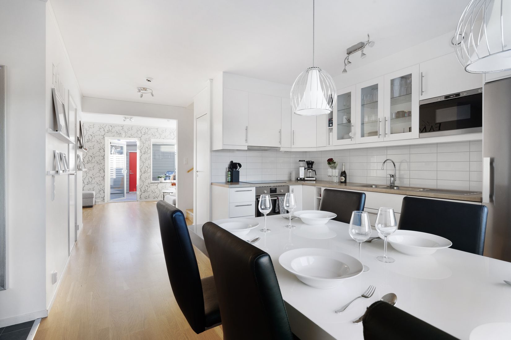 Radhus, Igelvadsstråket 17, Fresta, Upplands Väsby