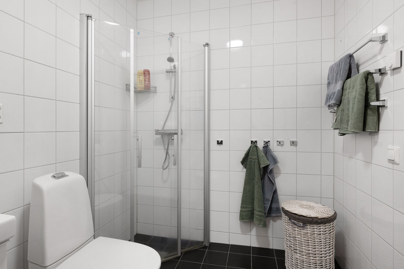 Radhus, Igelvadsstråket 17, Fresta, Upplands Väsby