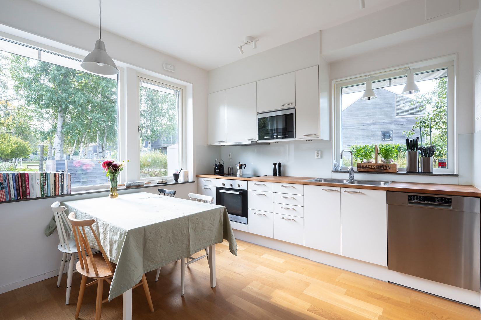 Radhus, Ekedalsvägen 3A, Centrala Huddinge, Huddinge