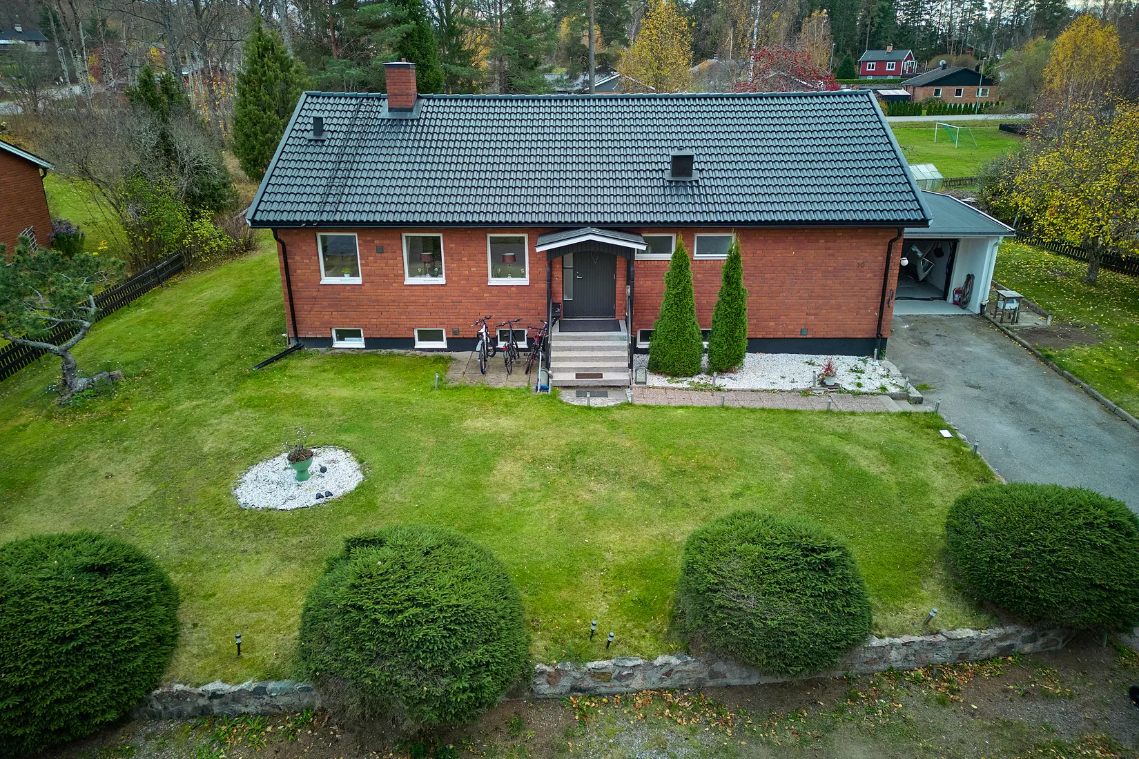 Villa, Rosenbergsvägen 10, Merlänna, Strängnäs