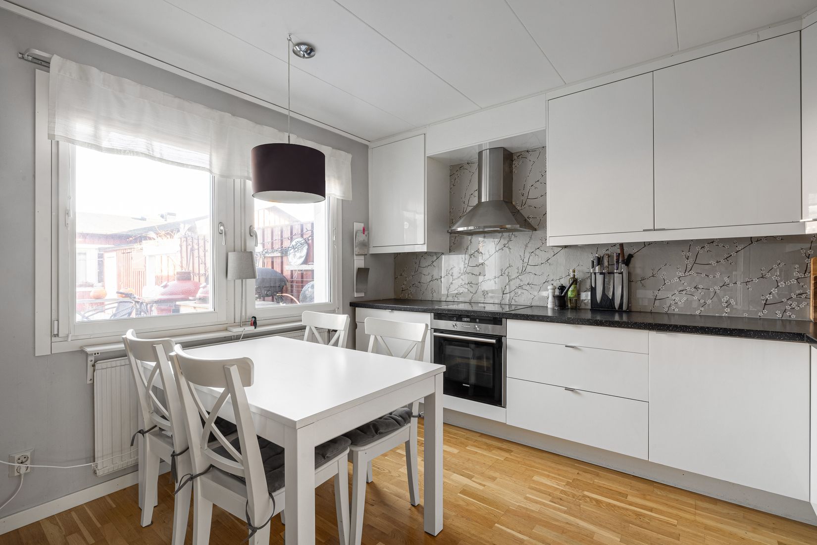 Radhus, Safirgången 66, Öringe, Tyresö