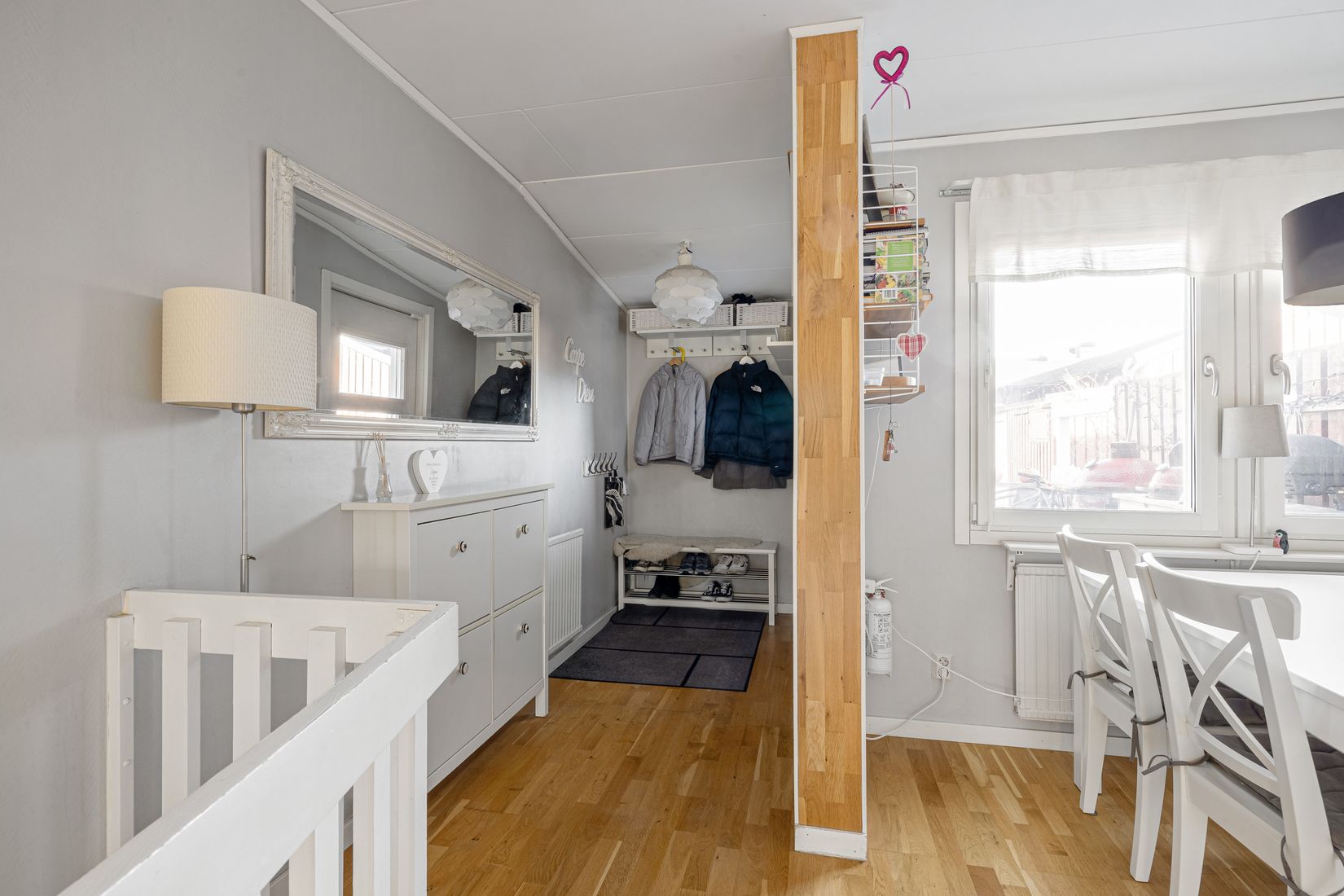 Radhus, Safirgången 66, Öringe, Tyresö