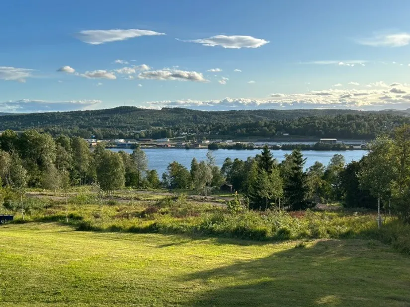 Tomt, Byggklara tomter intill Alnö centrum. Högt och fint sydvästläge., Alnö, Sundsvall