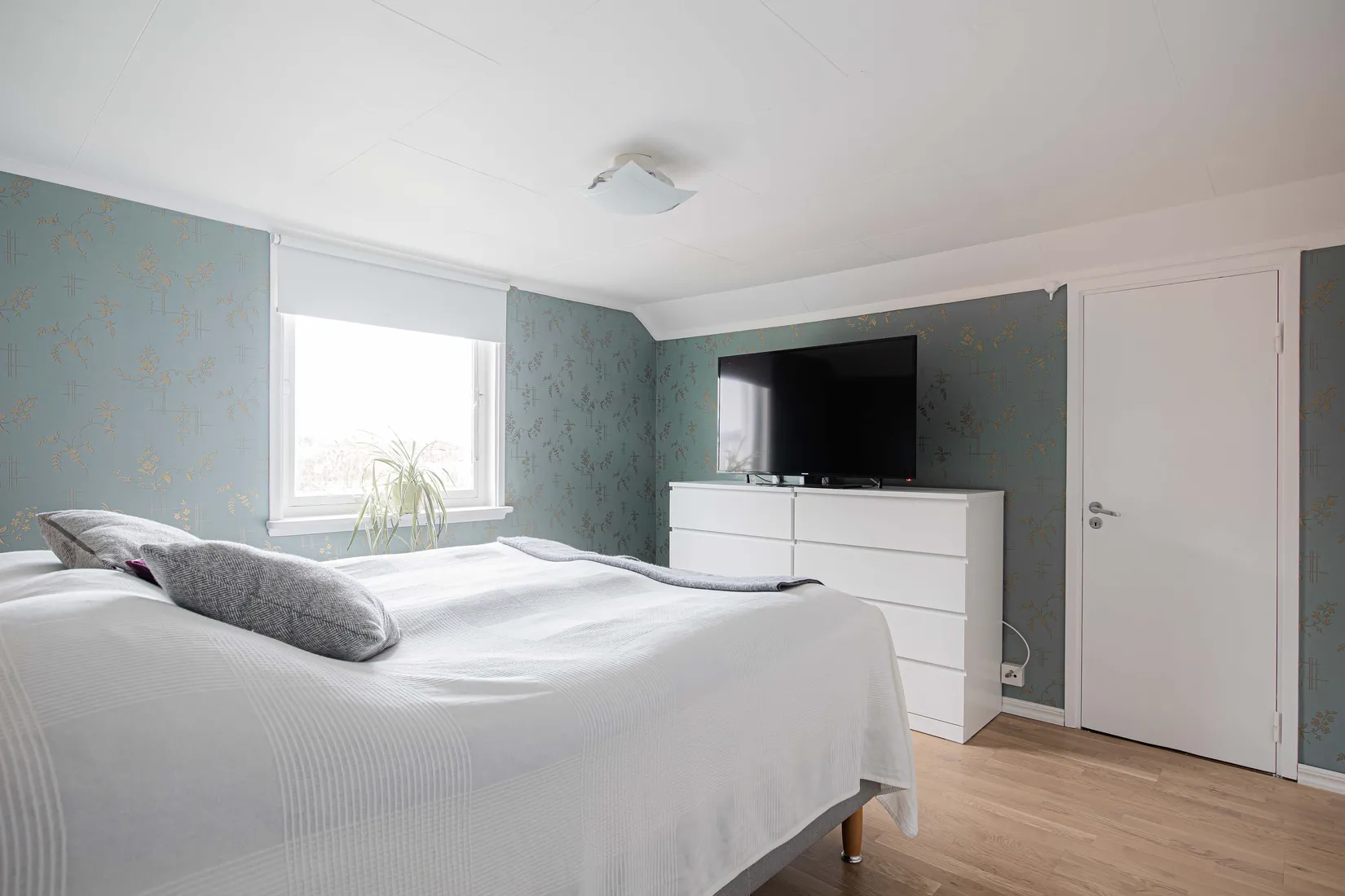 Villa, Granadavägen 11A, Centralt, Köping