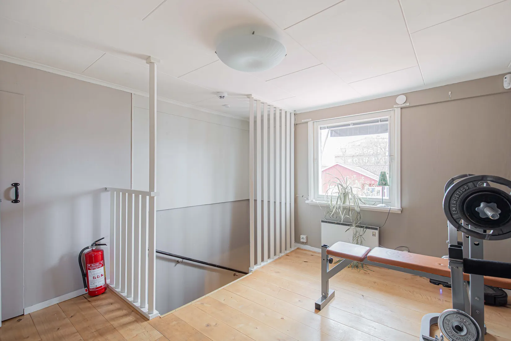 Villa, Granadavägen 11A, Centralt, Köping