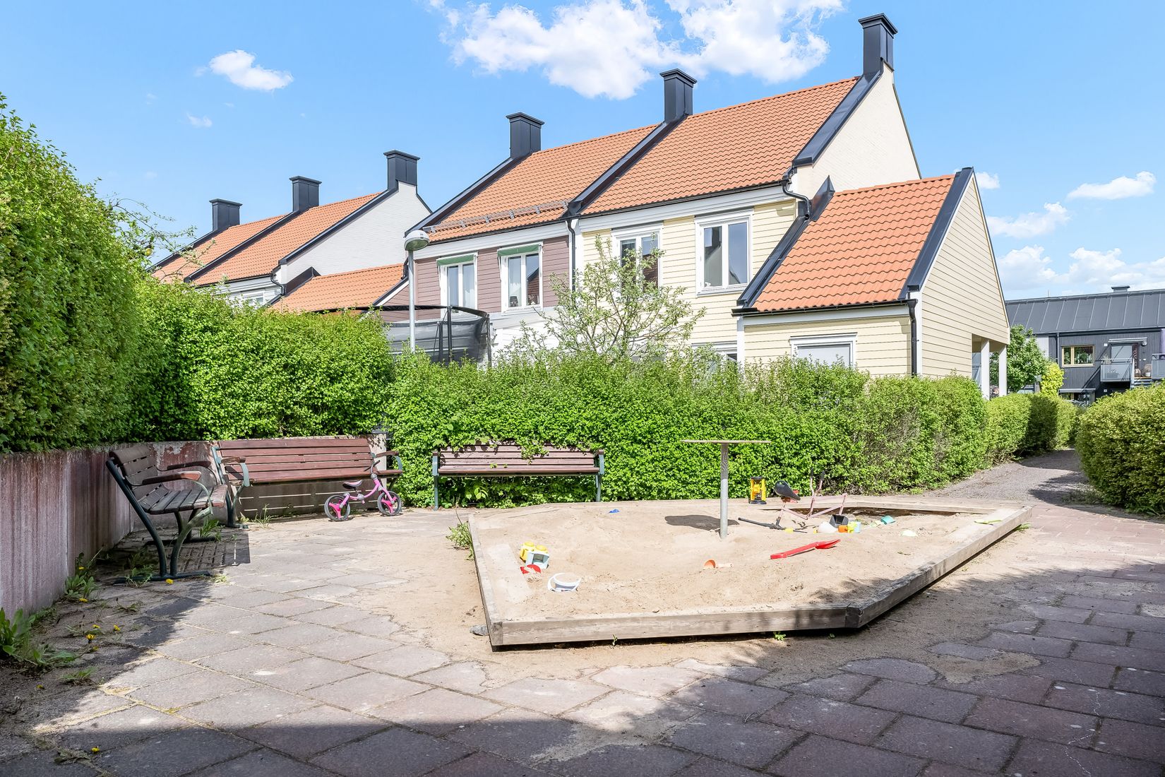 Radhus, Ellen Mobergs gata 6B, Sandtorp, Norrköping