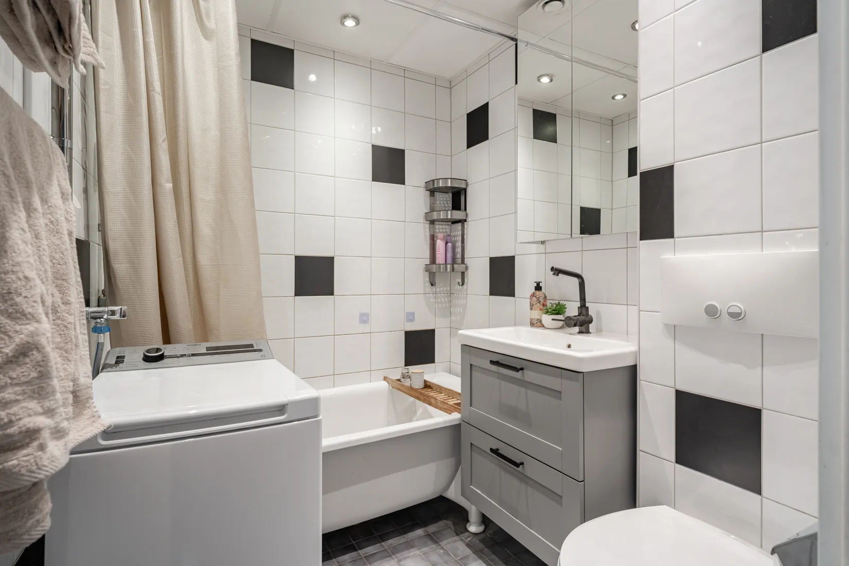 Bostadsrätt, RADARVÄGEN 23, Hägernäs, Täby