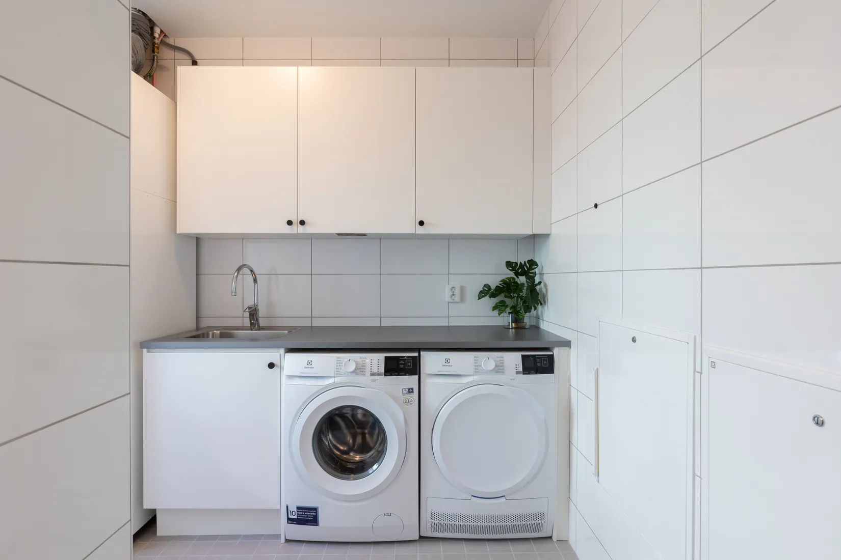 Radhus, Jägarbacken 53C, Läggesta, Strängnäs