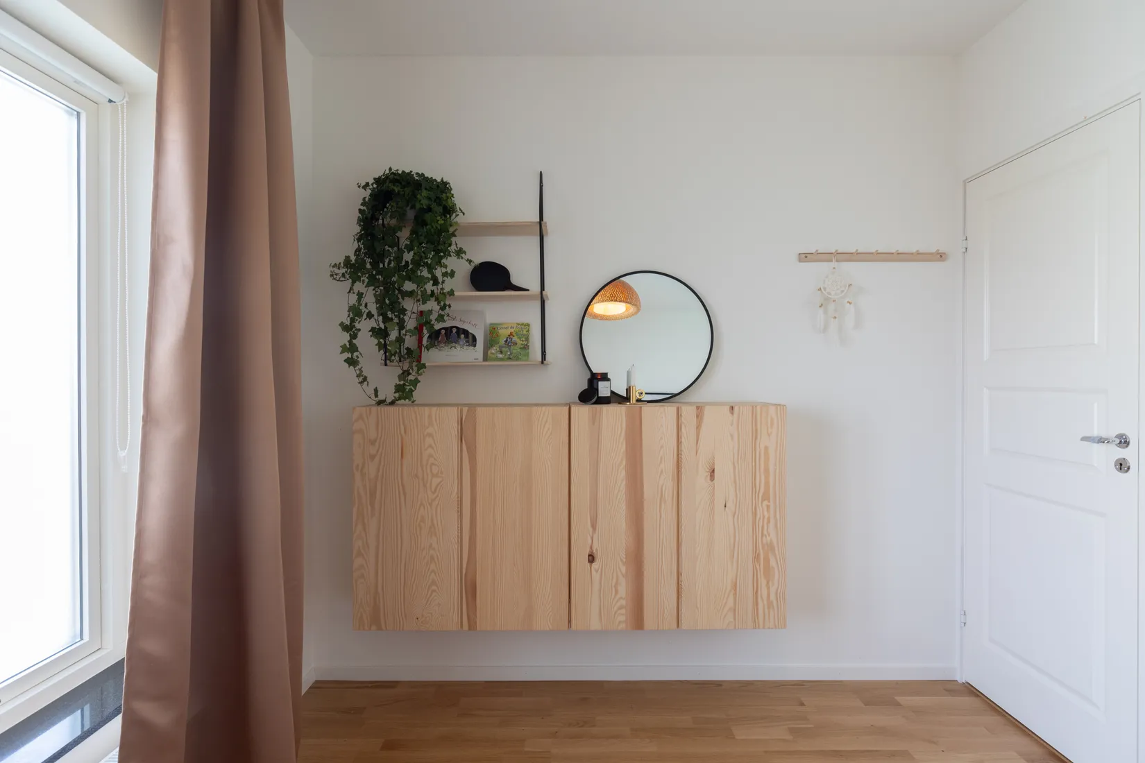 Radhus, Jägarbacken 53C, Läggesta, Strängnäs