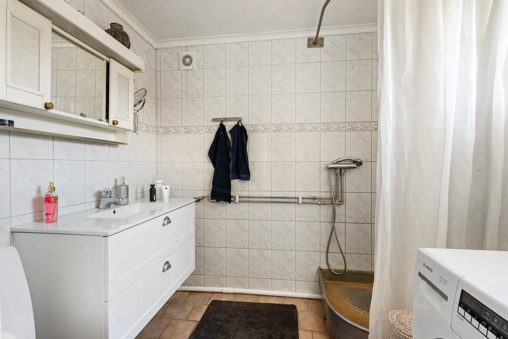 Villa, Häverö kyrkväg 221, Hallstavik, Norrtälje