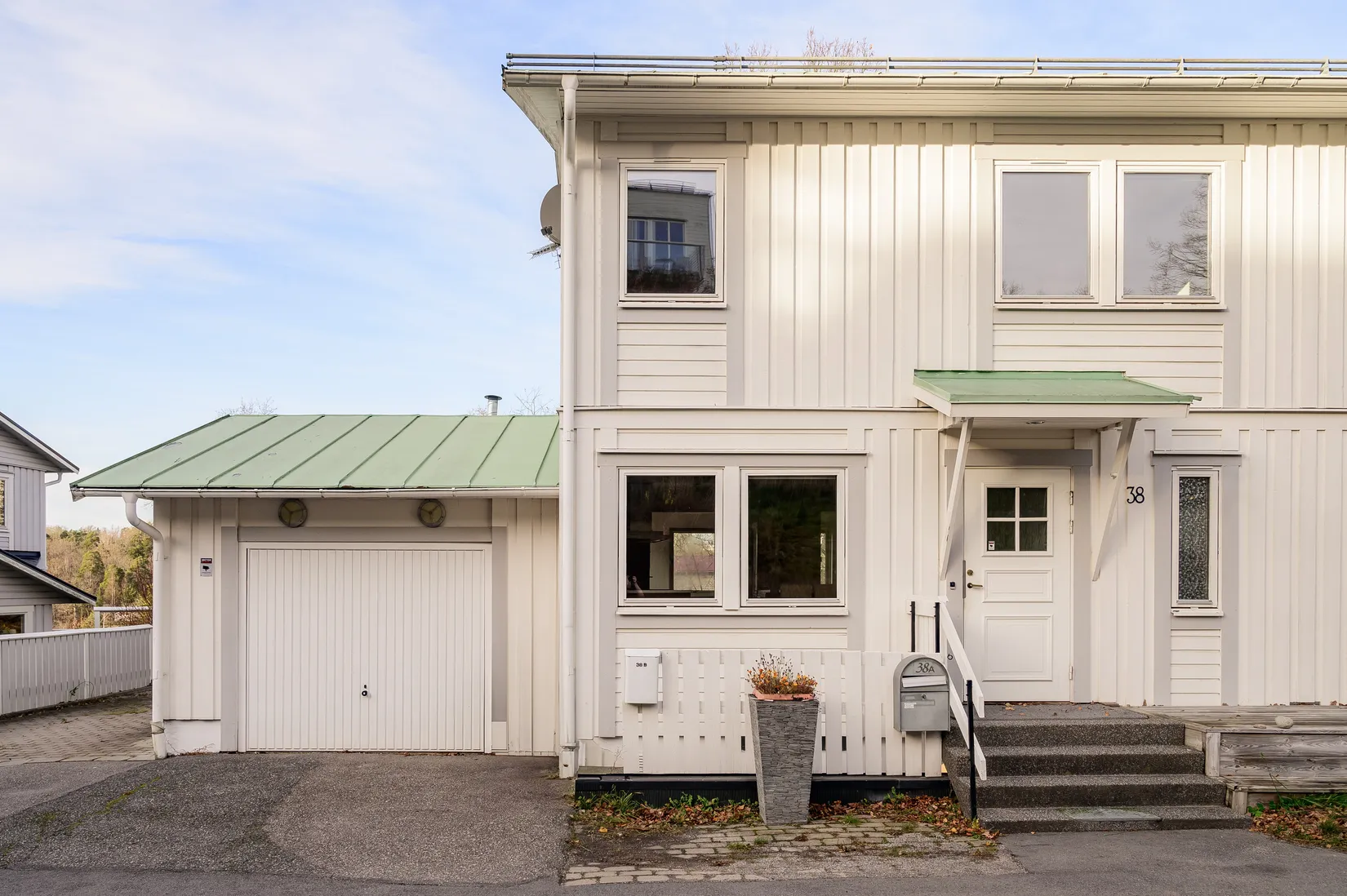 Radhus, Liljevägen 38A, Nacka