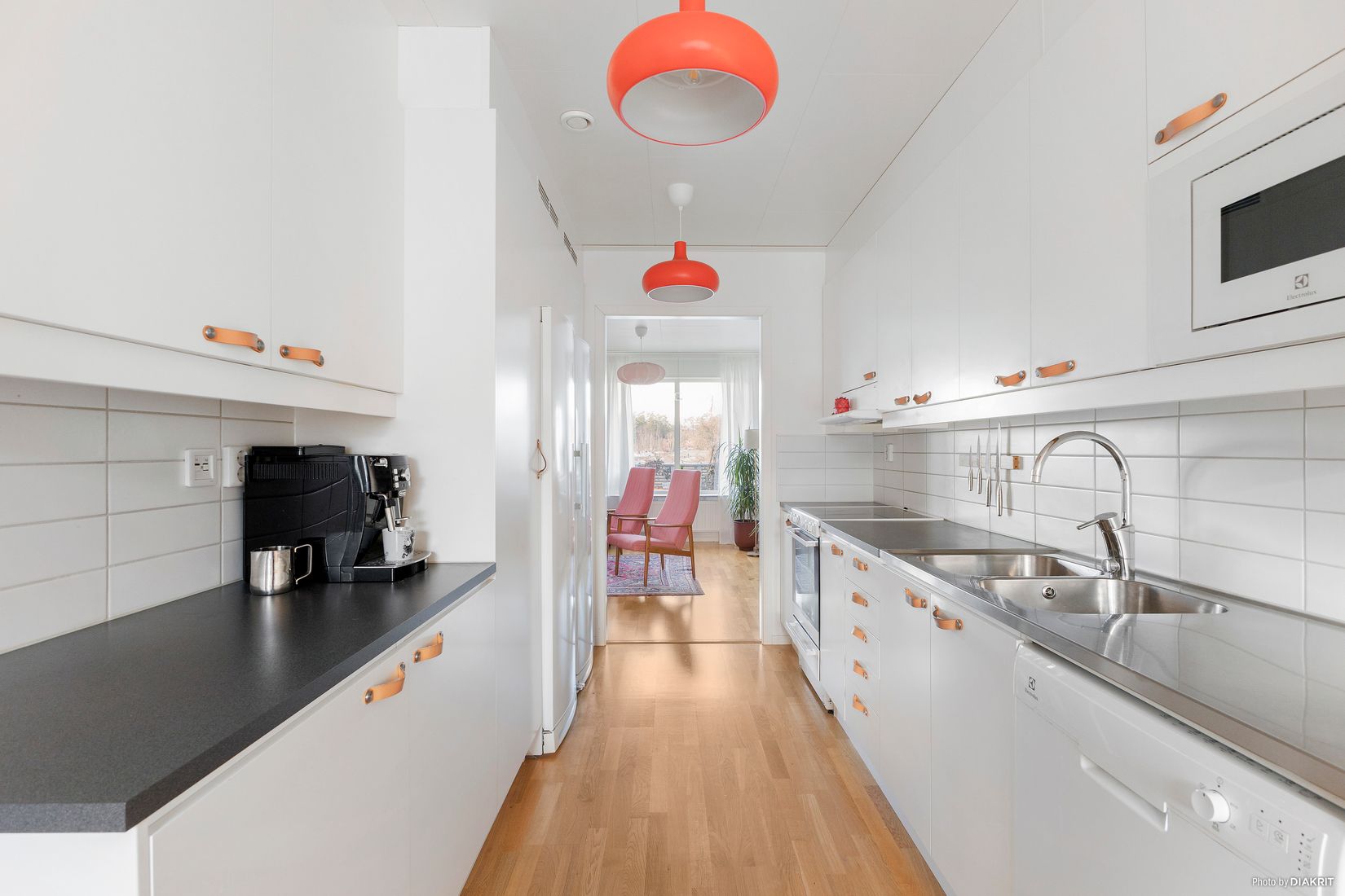 Radhus, Gräsklipparvägen 28, Vällingby, Stockholm