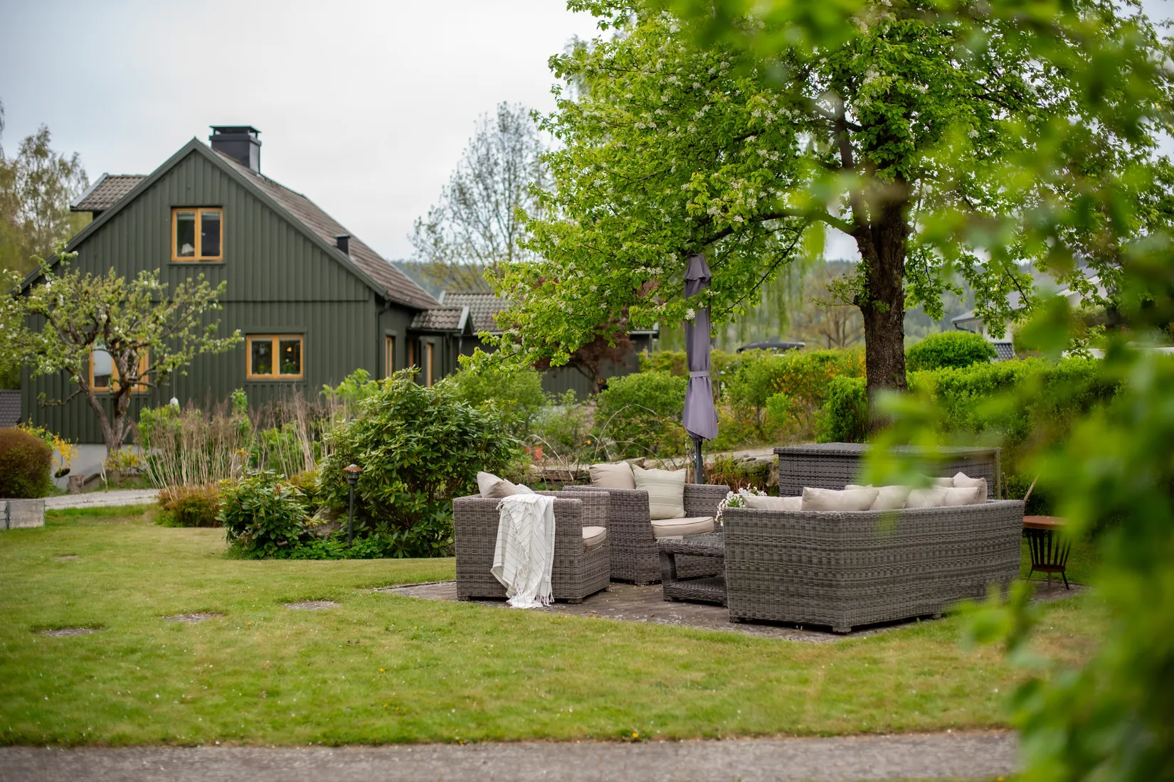 Villa, Loggvägen 5 - med sjöutsikt, Frufällan, Borås