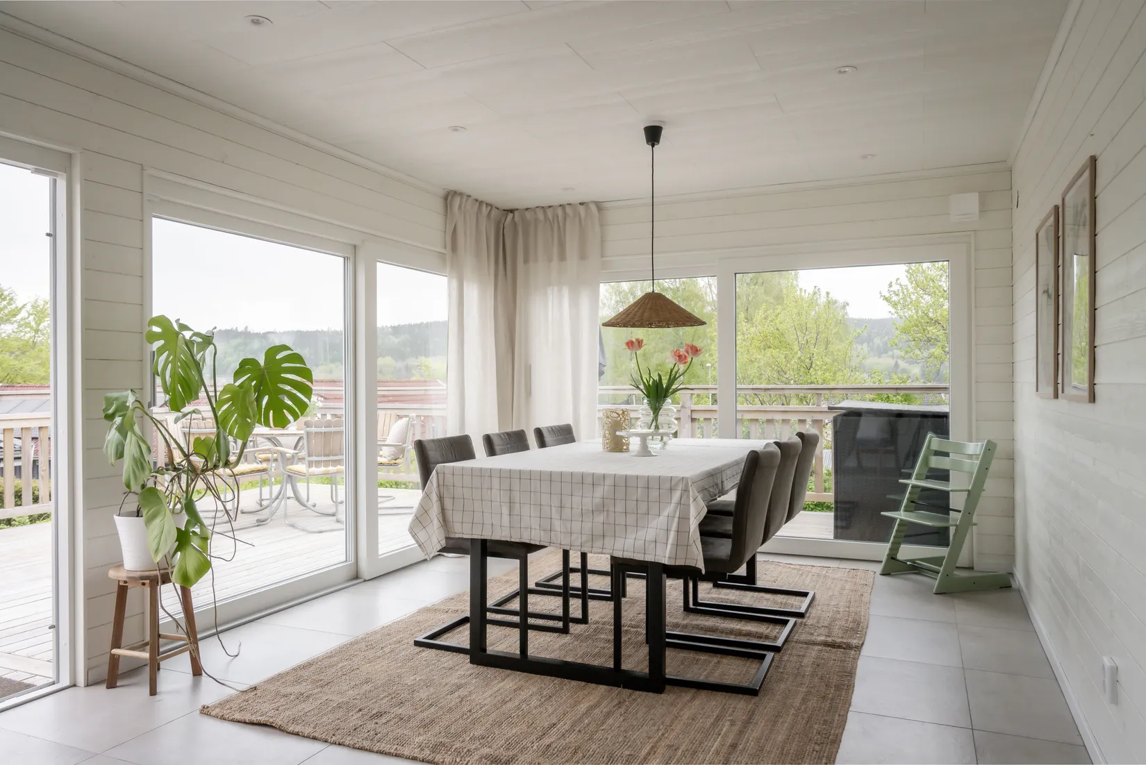 Villa, Loggvägen 5 - med sjöutsikt, Frufällan, Borås