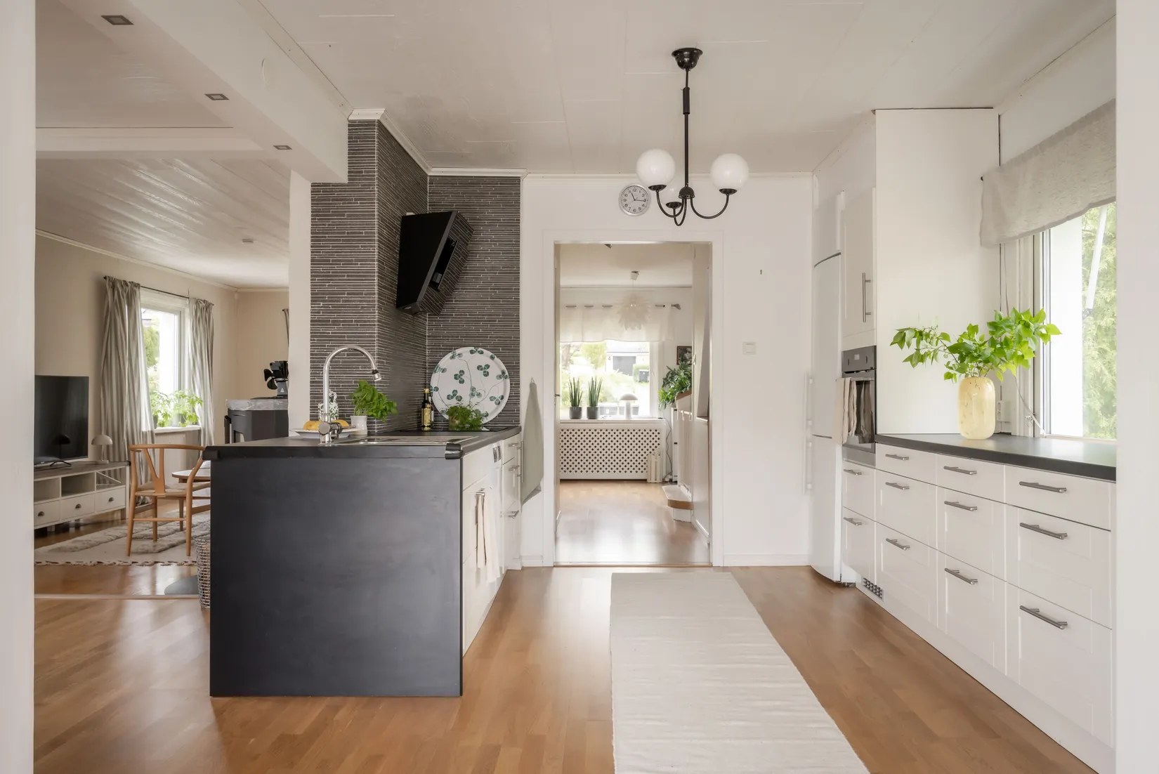 Villa, Loggvägen 5 - med sjöutsikt, Frufällan, Borås