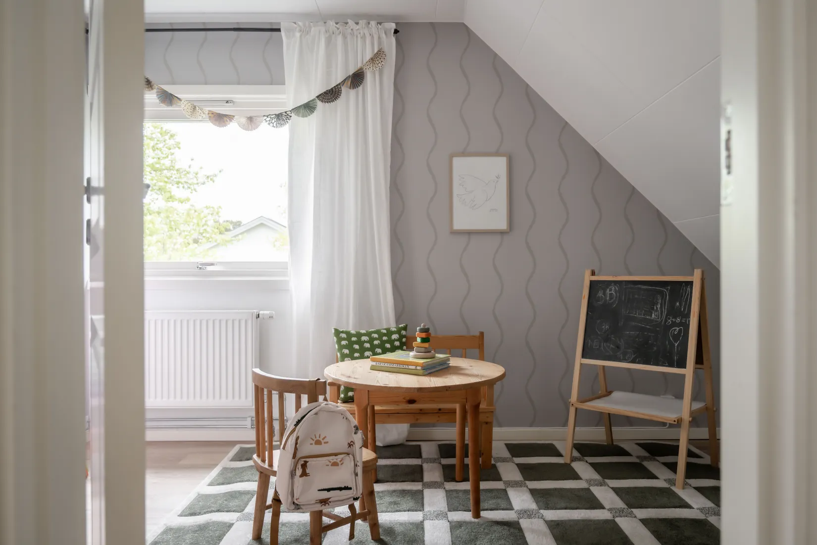 Villa, Loggvägen 5 - med sjöutsikt, Frufällan, Borås