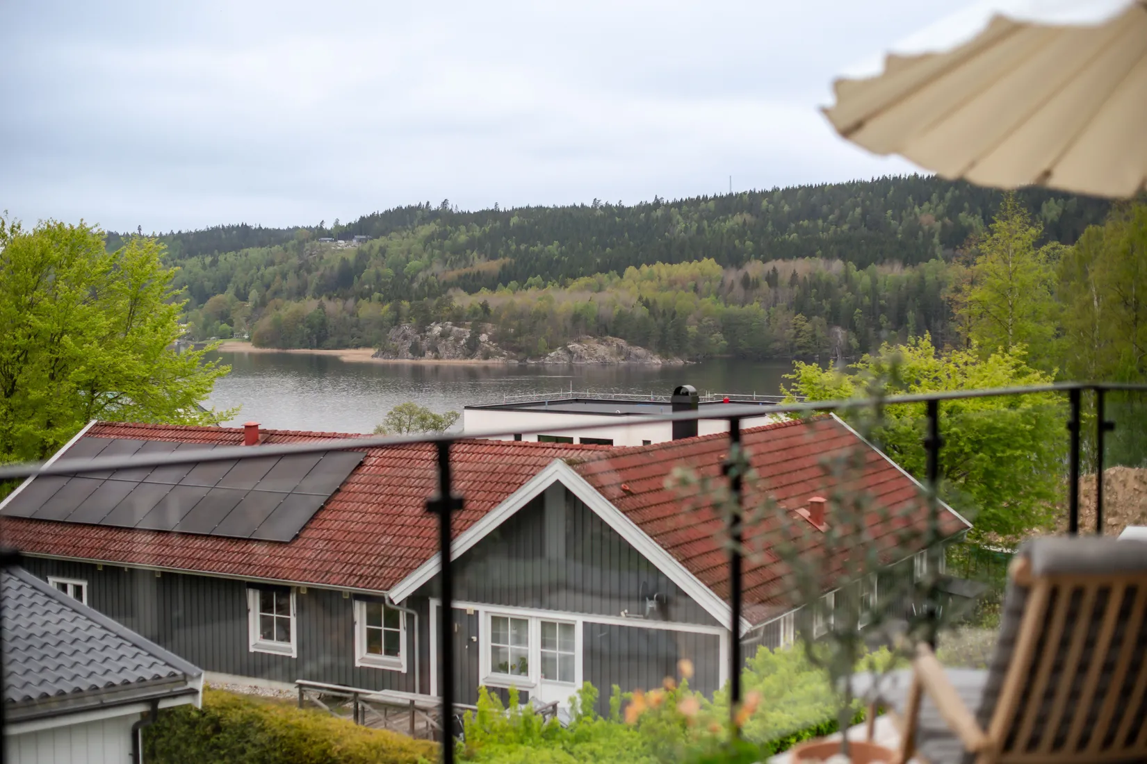 Villa, Loggvägen 5 - med sjöutsikt, Frufällan, Borås